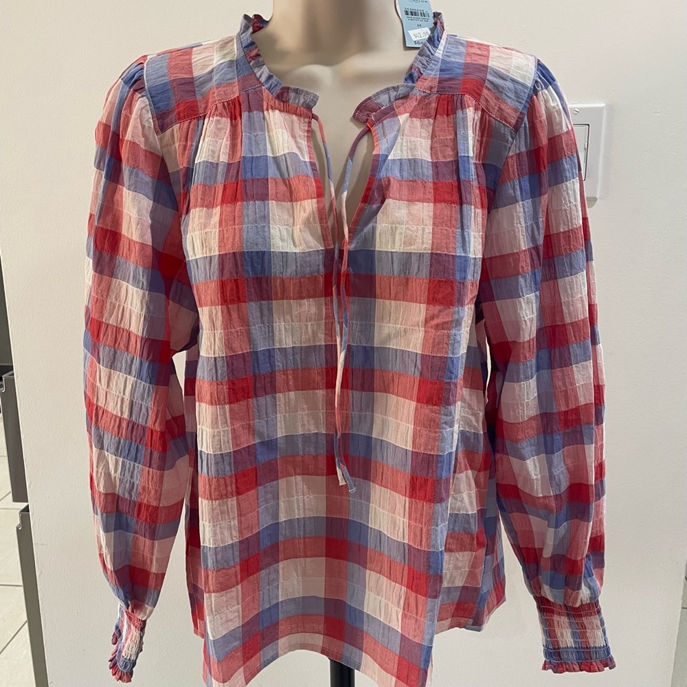 Ann Taylor women’s top , size M, new with tag